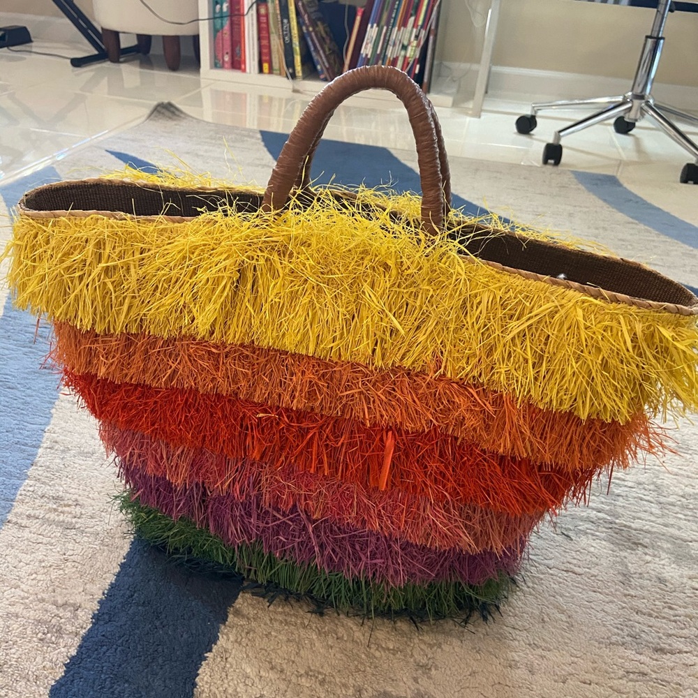 Kayu Piñata Straw Bag